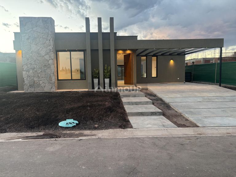 Casa en Venta en Lujan de Cuyo, Mendoza