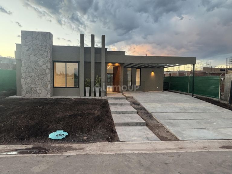 Casa en Venta en Lujan de Cuyo, Mendoza