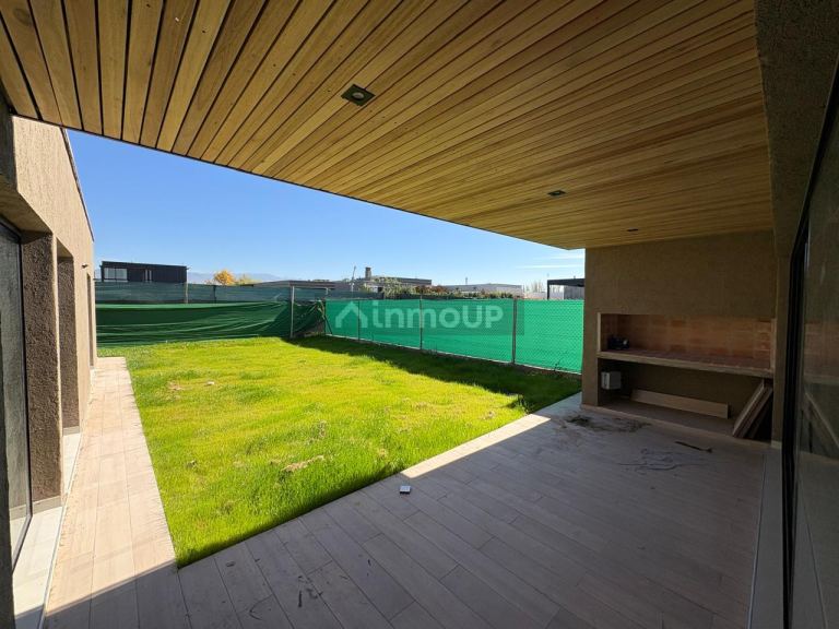 Casa en Venta en Lujan de Cuyo, Mendoza