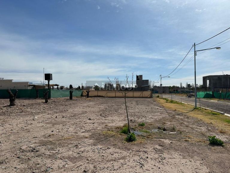 Lote en Venta en Maipu, Mendoza