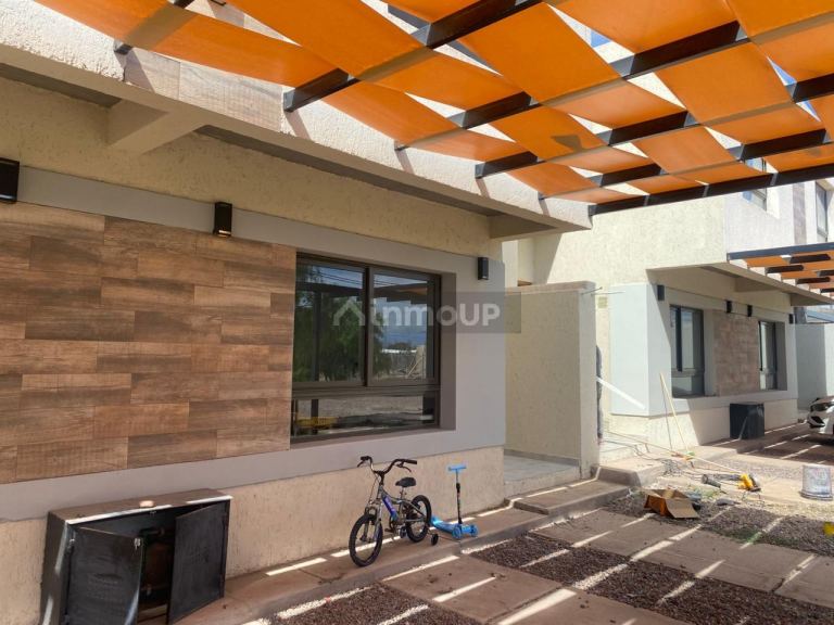 Duplex en Venta en Maipu, Mendoza