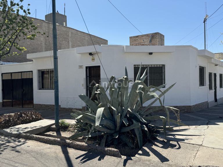 Casa en Alquiler en Godoy Cruz, Mendoza