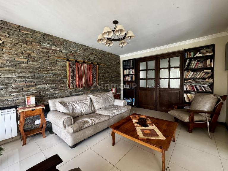 Casa en Venta en Guaymallen, Mendoza