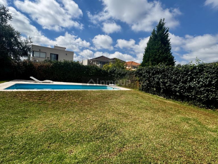 Casa en Venta en Guaymallen, Mendoza