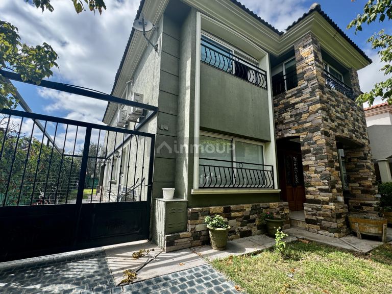 Casa en Venta en Guaymallen, Mendoza