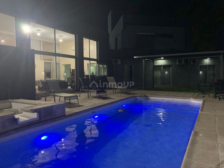 Casa en Venta en Juana Koslay, San Luis
