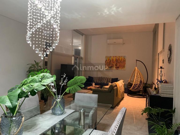 Casa en Venta en Juana Koslay, San Luis