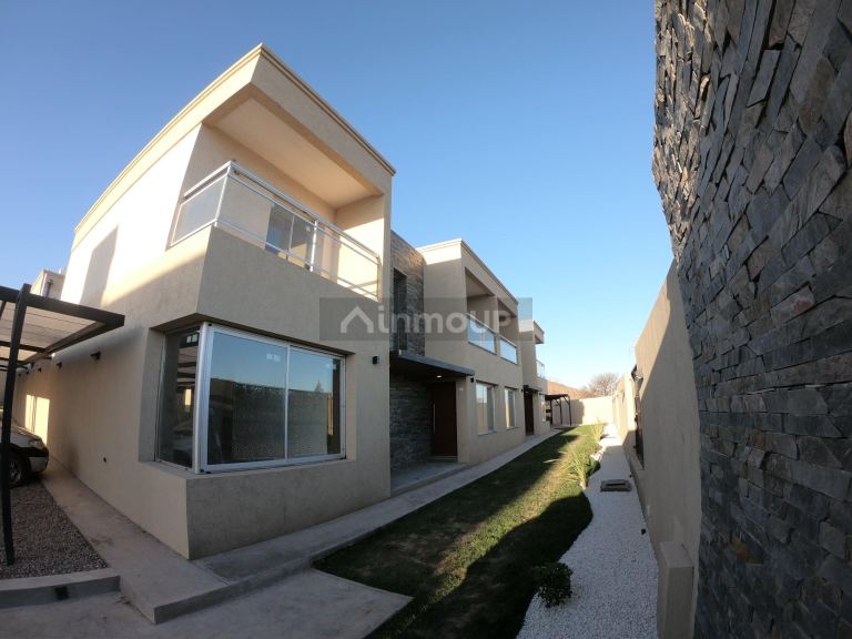 Duplex en Venta en San Luis, San Luis