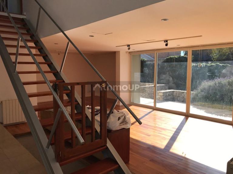 Casa en Venta en Juana Koslay, San Luis