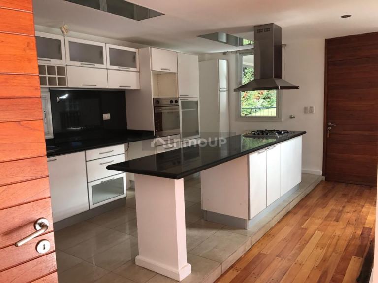 Casa en Venta en Juana Koslay, San Luis