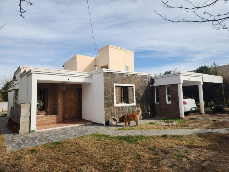 Casa en Venta en Juana Koslay, San Luis