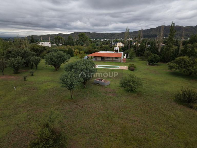 Casa en Venta en Juana Koslay, San Luis