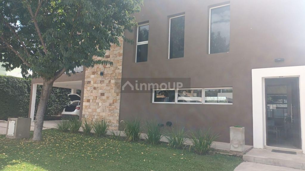 Casa en Venta en Juana Koslay, San Luis