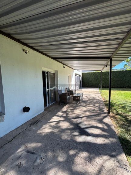 Casa en Venta en Juana Koslay, San Luis