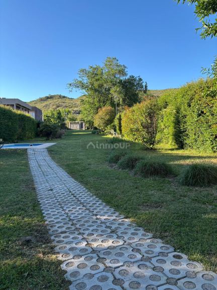 Casa en Venta en Juana Koslay, San Luis
