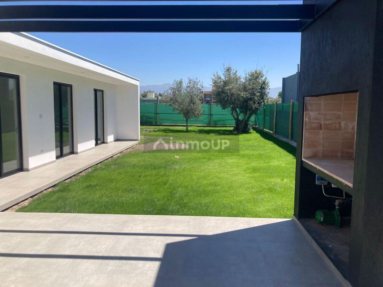 Casa en Venta en Maipu, Mendoza
