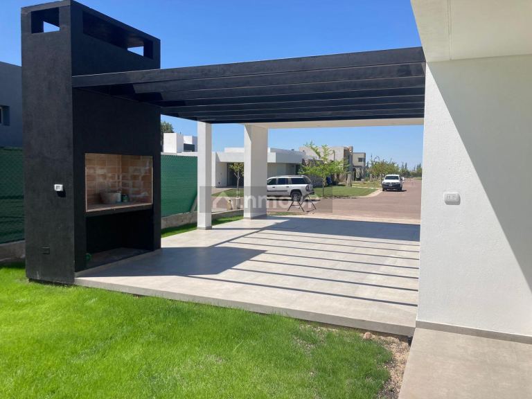 Casa en Venta en Maipu, Mendoza