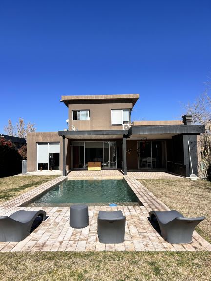 Casa en Alquiler en Lujan de Cuyo, Mendoza