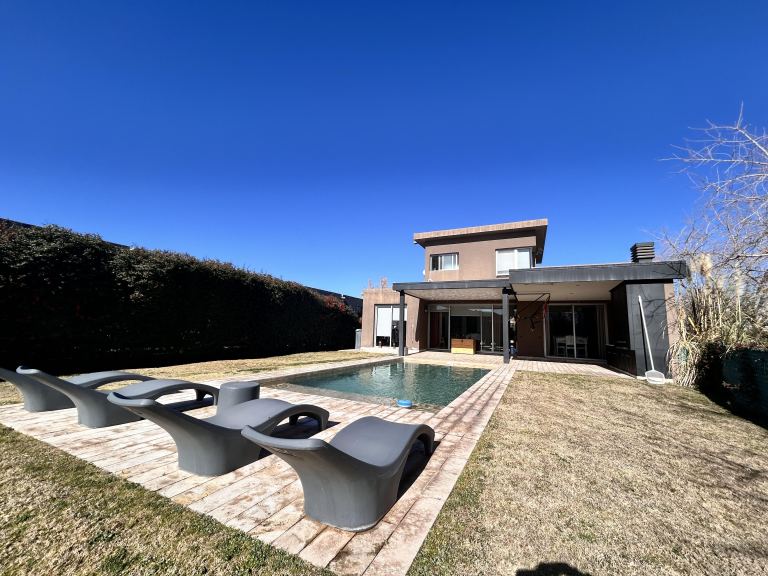 Casa en Alquiler en Lujan de Cuyo, Mendoza