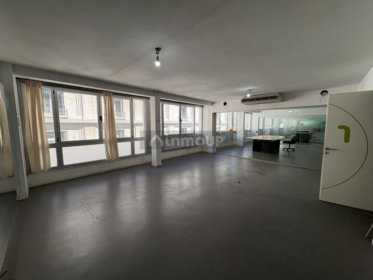 Oficina en Alquiler en Centro / Microcentro, Capital Federal