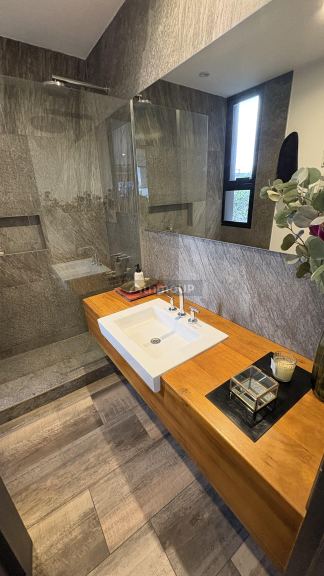 Casa en Alquiler en Godoy Cruz, Mendoza