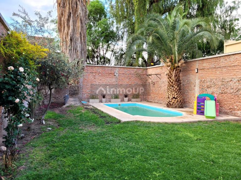 Casa en Venta en Capital, Mendoza