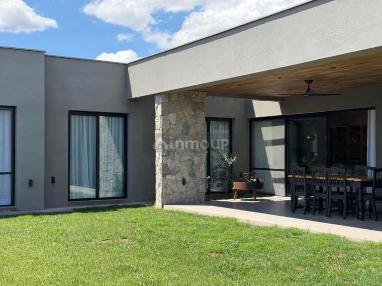Casa en Venta en Lujan de Cuyo, Mendoza