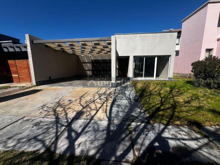 Casa en Alquiler en Lujan de Cuyo, Mendoza