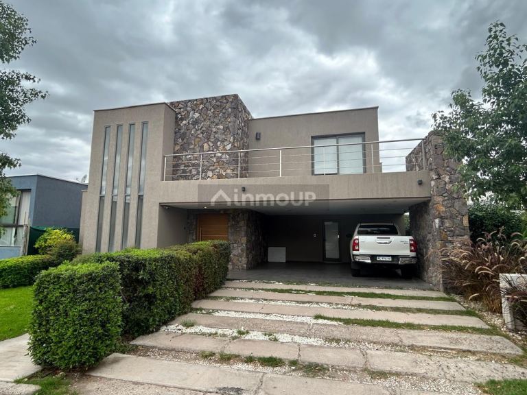 Casa en Alquiler en Guaymallen, Mendoza