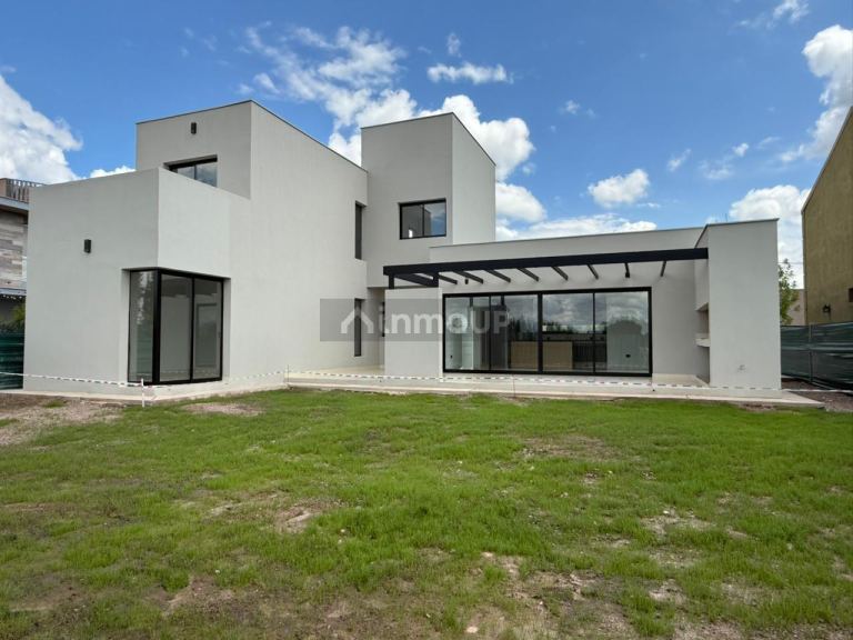 Casa en Venta en Guaymallen, Mendoza
