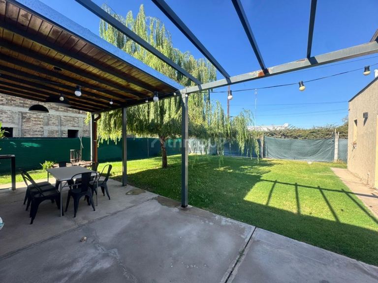 Casa en Alquiler en Guaymallen, Mendoza