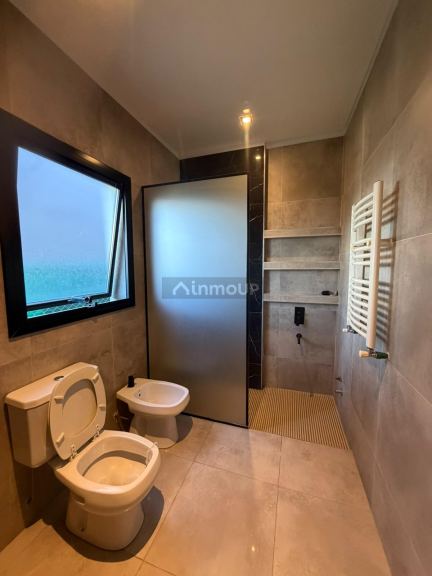 Casa en Alquiler en Guaymallen, Mendoza - USD 1.600 | Inmoup - 8