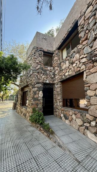 Oficina en Alquiler en Capital, Mendoza - USD 1.400 | Inmoup - 16
