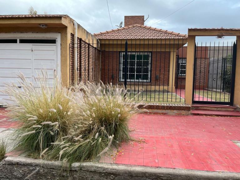 Casa en Venta en Las Heras, Mendoza
