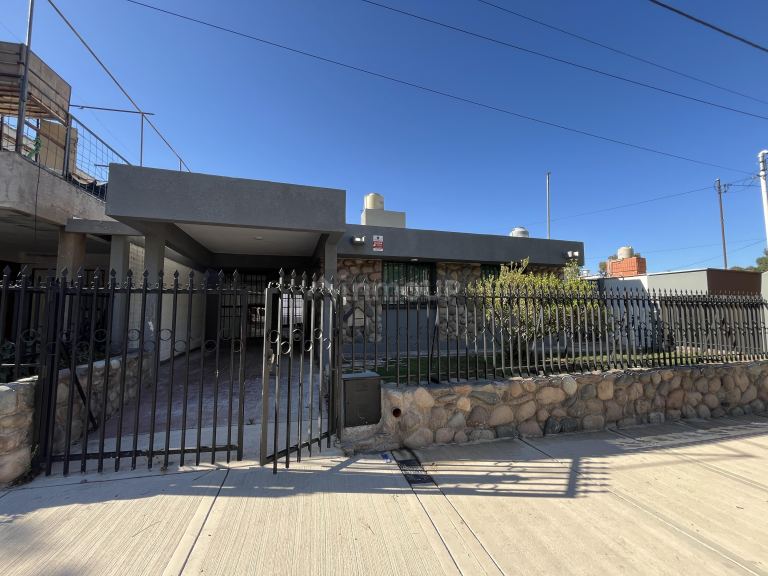 Casa en Venta en Godoy Cruz, Mendoza