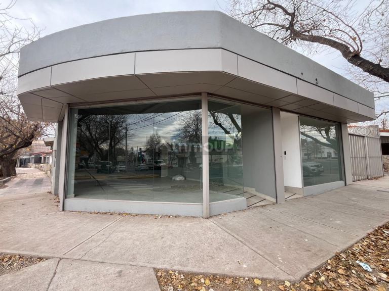 Local Comercial en Alquiler en Godoy Cruz, Mendoza