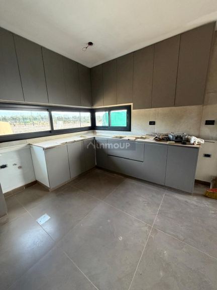 Casa en Venta en Maipu, Mendoza - USD 225.000 | Inmoup - 13