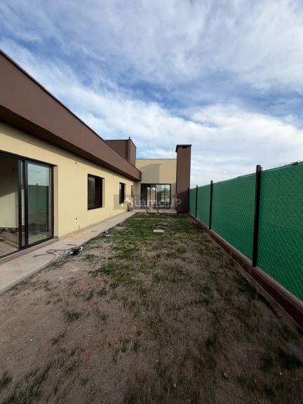 Casa en Venta en Maipu, Mendoza - USD 225.000 | Inmoup - 8