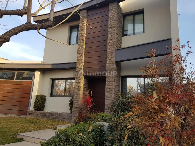 Casa en Venta en Guaymallen, Mendoza