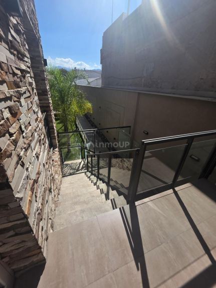 Oficina en Alquiler en Capital, Mendoza