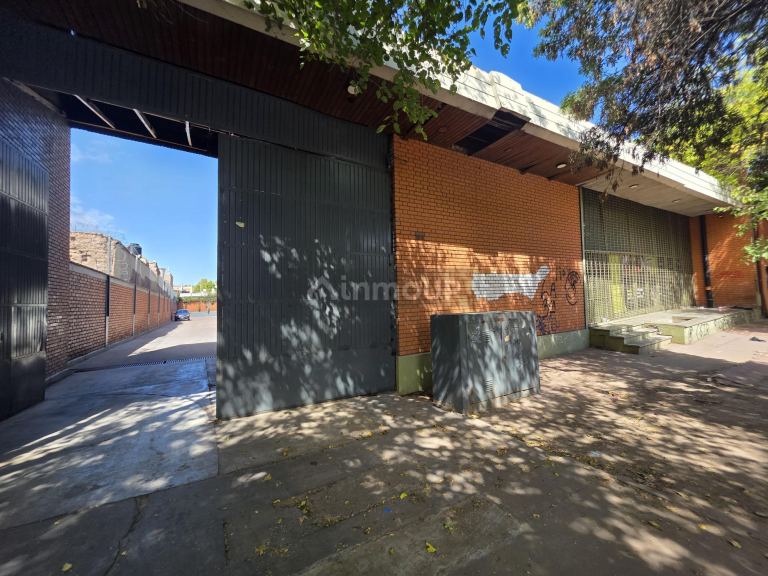 Galpon en Venta en Capital, Mendoza