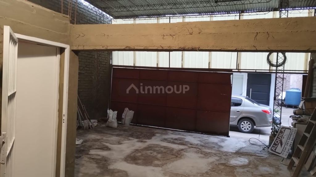 Deposito en Alquiler en Godoy Cruz, Mendoza