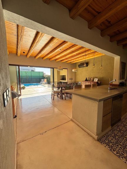 Casa en Alquiler en Maipu, Mendoza - USD 1.700 | Inmoup - 9