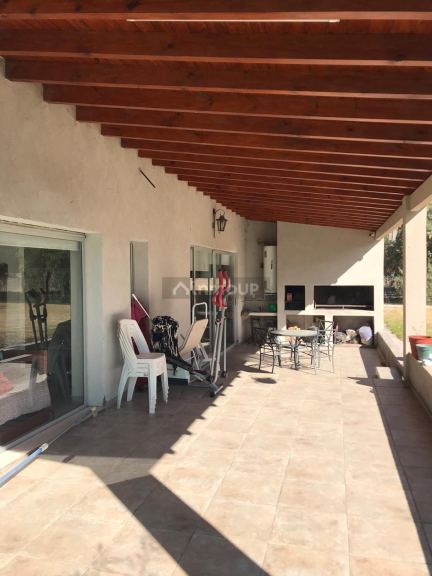 Casa en Venta en Ullum, San Juan