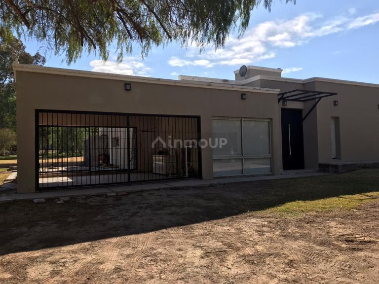Casa en Venta en Ullum, San Juan