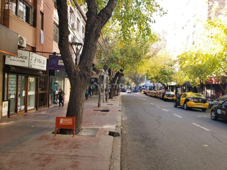 Local Comercial en Venta en Capital, Mendoza