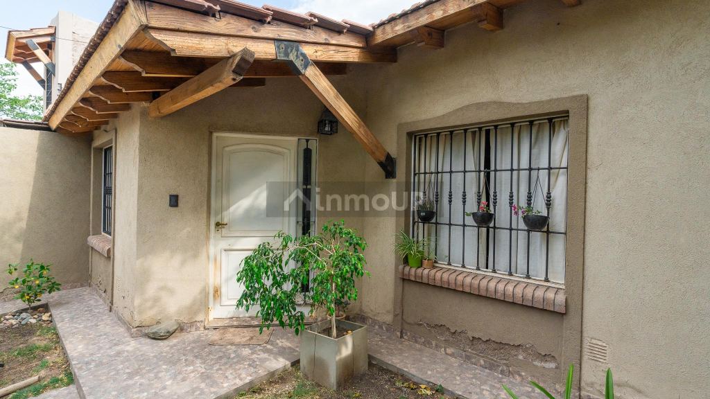 Casa en Venta en Guaymallen, Mendoza