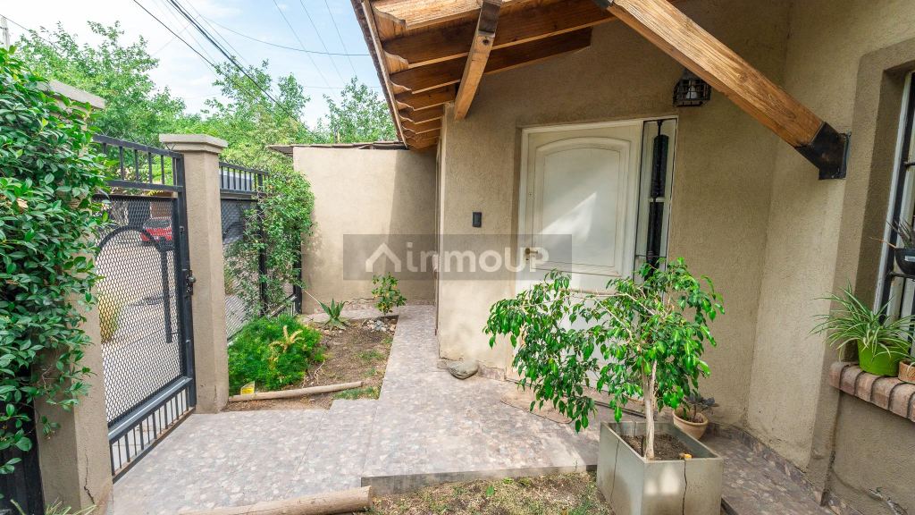 Casa en Venta en Guaymallen, Mendoza