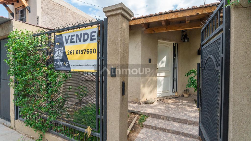 Casa en Venta en Guaymallen, Mendoza